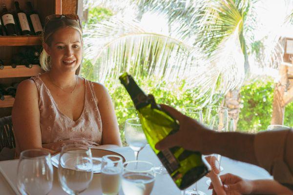 Cata de Vinos  Ana y José Hotel & Beach Club Tulum Cata de Vinos  Ana y José Hotel & Beach Club Tulum
